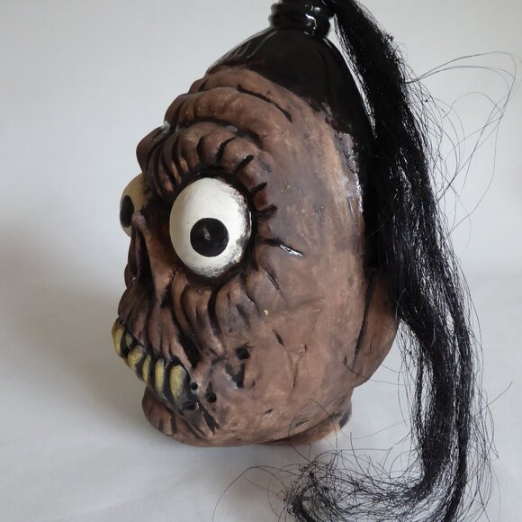 NEW LE #50 2013 LIFESIZE BEETLEJUICE SHRUNKEN HEAD CERAMIC TIKI MUG - Picture 8 of 10